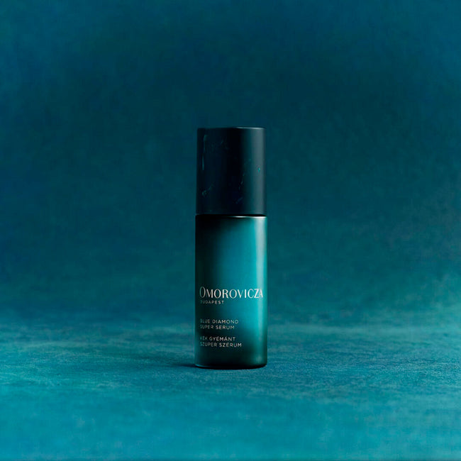 Omorovicza Blue Diamond Super Serum odżywcze serum o działaniu odmładzającym 30ml