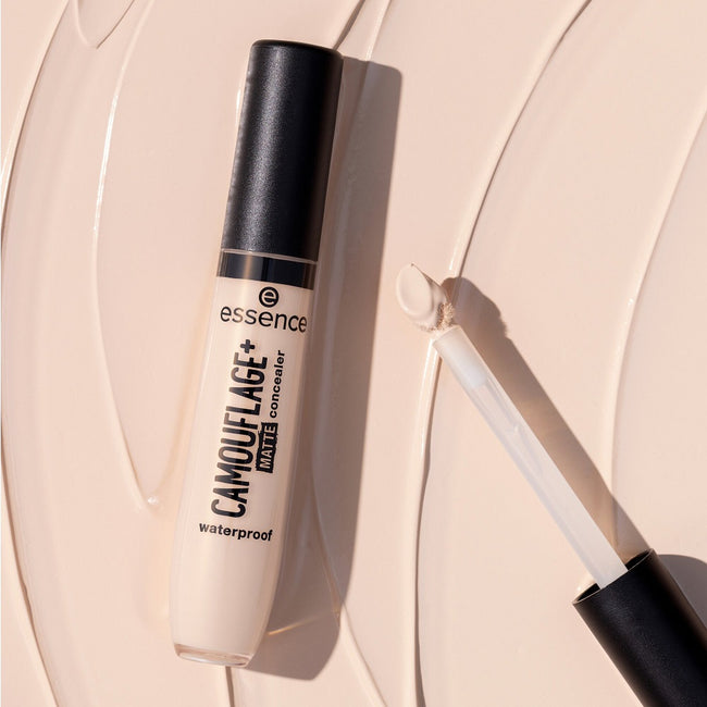 Essence Camouflage+ Matte korektor matujący