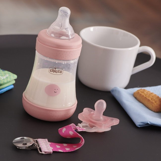 Chicco Lovely Baby Girl zestaw butelka antykolkowa Perfect 5 150ml + smoczek Physioforma Mini Soft + tasiemka do smoczka
