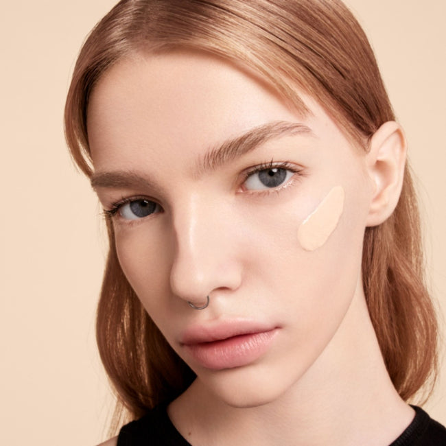 Yves Saint Laurent All Hours Foundation Luminous Matte podkład w płynie 25ml