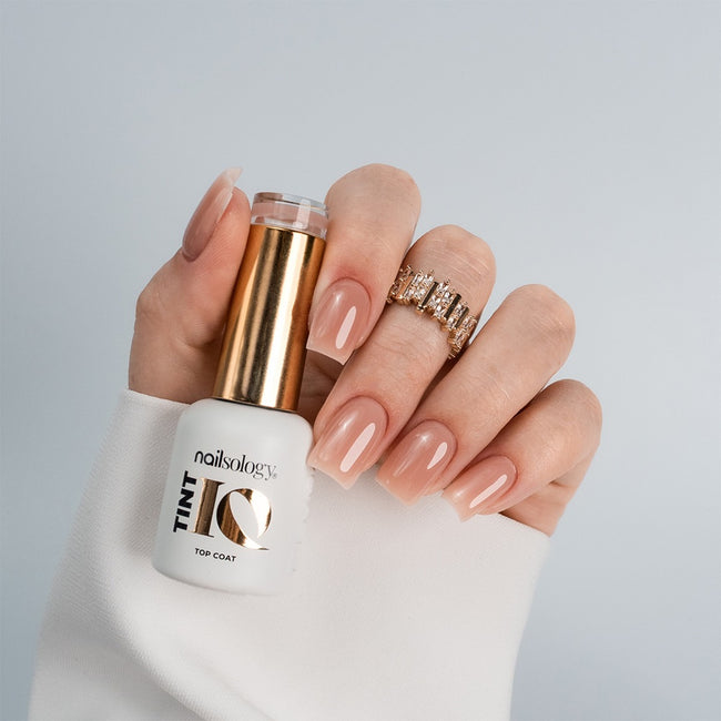 Clavier Nailsology Tint IQ Top Coat top hybrydowy TT04 Bikini Body 8ml