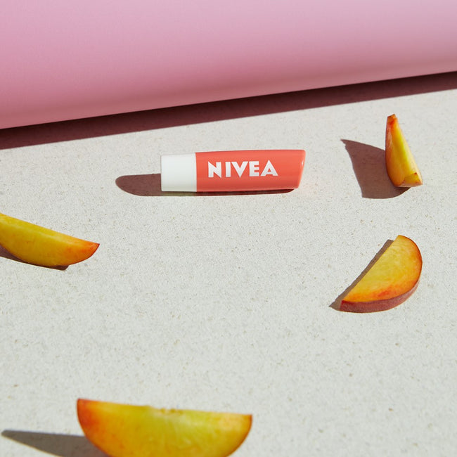 Nivea Pielęgnująca pomadka do ust
