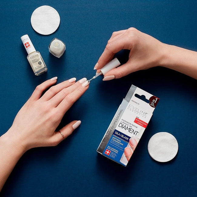 Eveline Cosmetics Nail Therapy Professional odżywka utwardzająca z diamentami 12ml