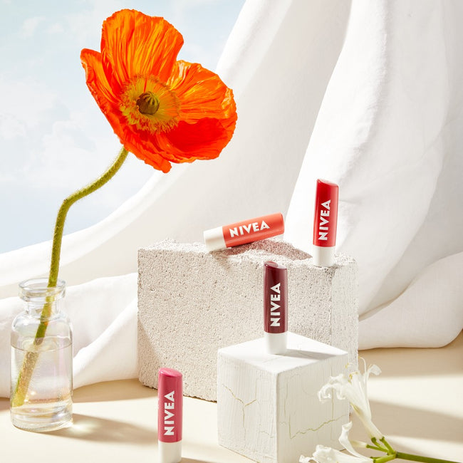 Nivea Pielęgnująca pomadka do ust
