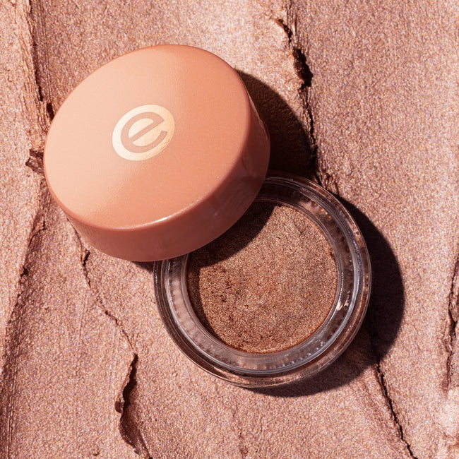 Essence Cream Eyeshadow kremowy cień do powiek
