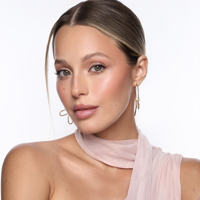 LOVRO Blush Stick kremowy róż do policzków w sztyfcie