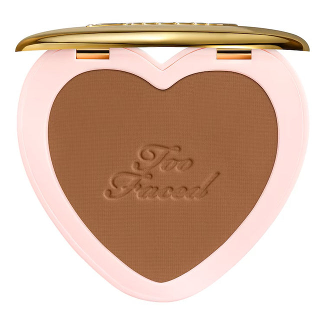 TOO FACED Born This Way Soft Blur utrwalający puder w kompakcie 4.8g
