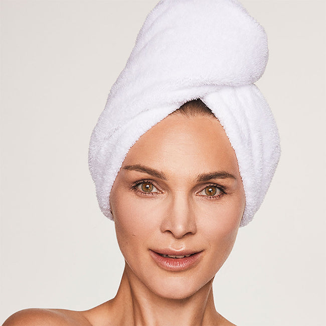 Glov Soft Hair Wrap ultralekki ręcznik do włosów Fluffy White