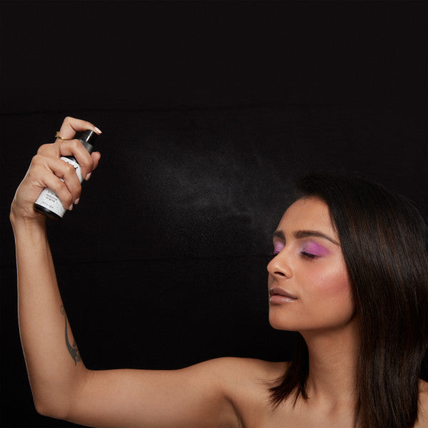 NYX Professional MakeUp Make Up Setting Spray utrwalacz do makijażu Dewy Finish 60ml