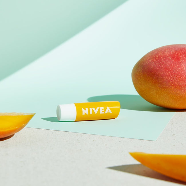 Nivea Pielęgnująca pomadka do ust