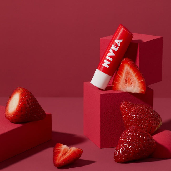 Nivea Pielęgnująca pomadka do ust