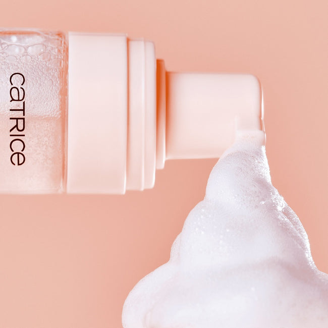 Catrice Soft Glam Foam Primer baza pod makijaż w piance